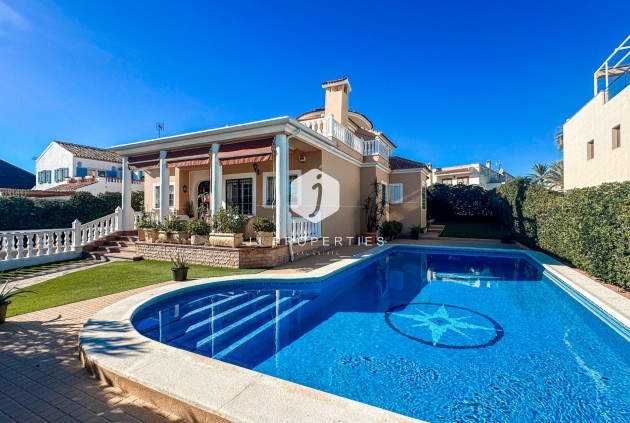 Villa - Aus zweiter Hand - La Mata -
                Costa Blanca