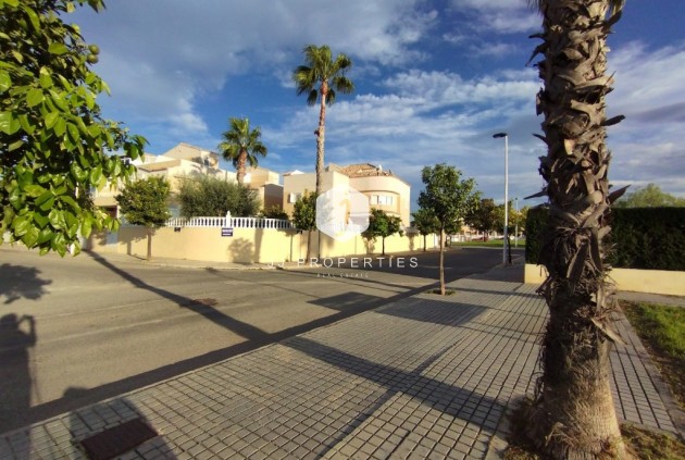 Villa - Aus zweiter Hand - Torrevieja -
                Costa Blanca