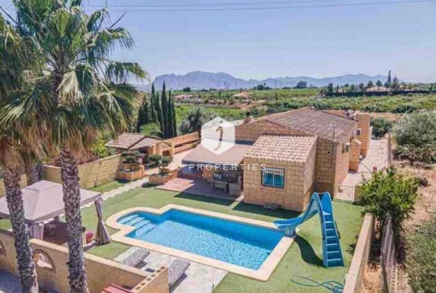 Villa - D'occasion - Albatera -
                Campo De Albatera