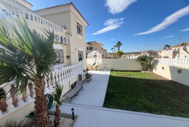 Villa - D'occasion - Algorfa -
                Inland