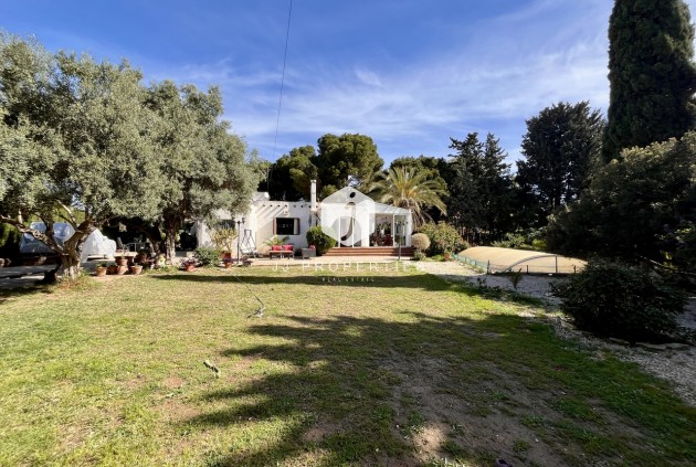 Villa - D'occasion - Cabo Roig -
                Costa Blanca