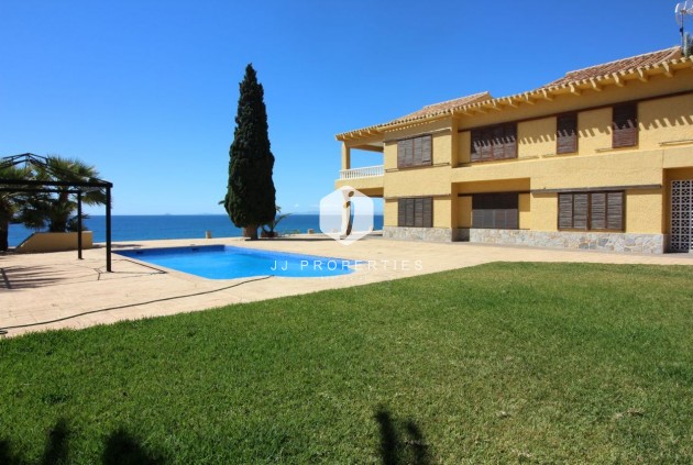 Villa - D'occasion - Cabo Roig -
                Costa Blanca