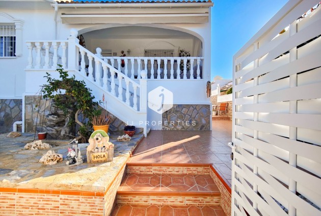 Villa - D'occasion - Ciudad Quesada -
                Costa Blanca