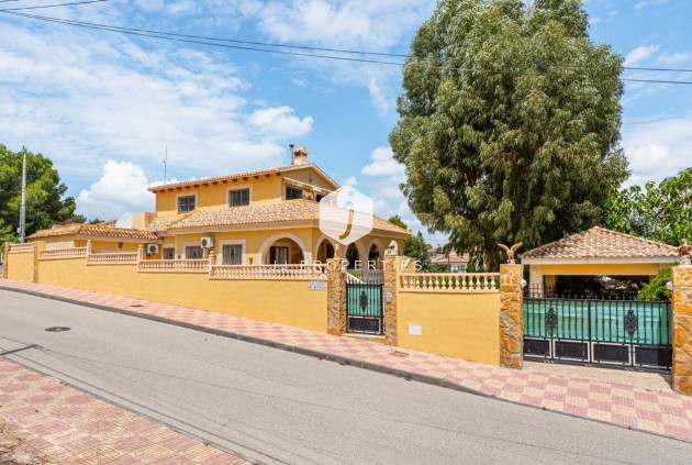 Villa - D'occasion - Jacarilla -
                Inland