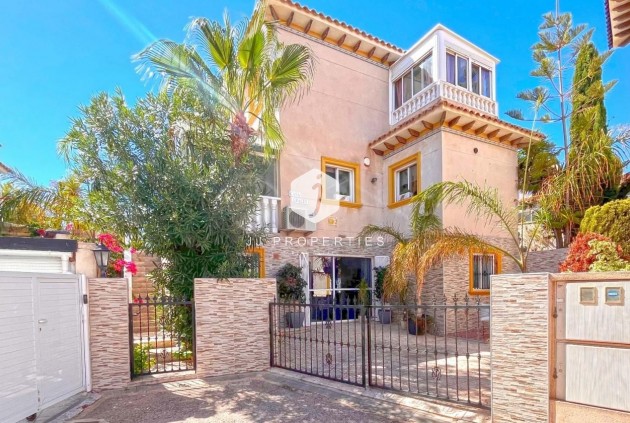 Villa - D'occasion -
            La Zenia - C-73662