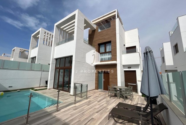 Villa - D'occasion - Los Balcones -
                Costa Blanca