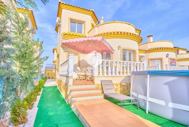 Villa - D'occasion - Los Montesinos -
                Costa Blanca