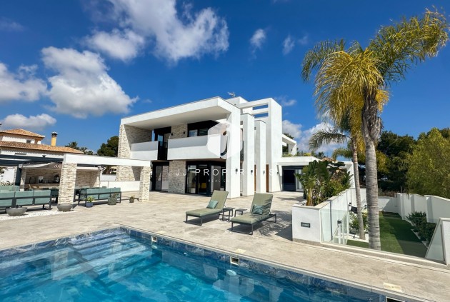 Villa - D'occasion - Orihuela Costa -
                Costa Blanca
