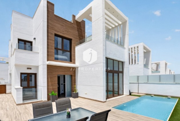 Villa - D'occasion - Torrevieja -
                Costa Blanca