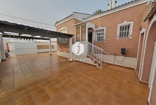 Villa - D'occasion - Torrevieja -
                San luis