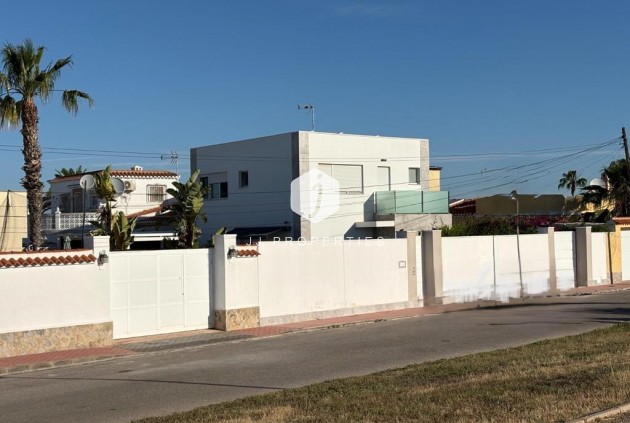 Villa - D'occasion - Torrevieja -
                Torreta Florida