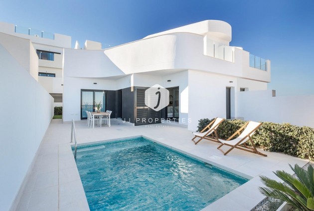 Villa - New Build - Torrevieja -
                Lago Jardín II