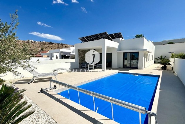 Villa - Nouvelle construction - Benijofar -
                Pueblo