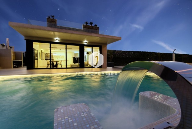 Villa - Obra nueva - Orihuela Costa -
                Campoamor