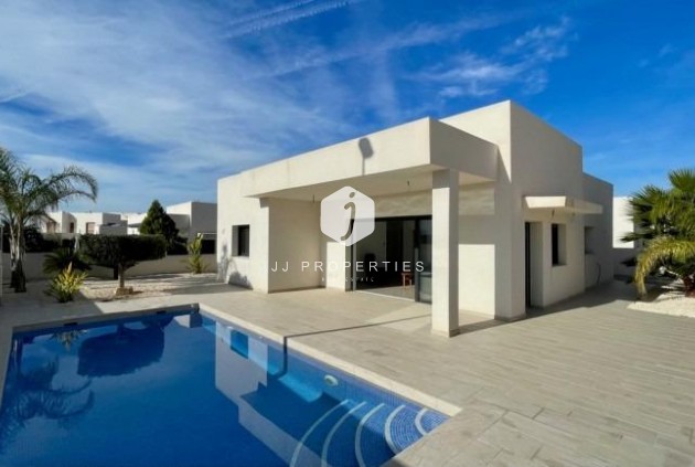 Villa - Obra nueva - Rafal -
                polideportivo