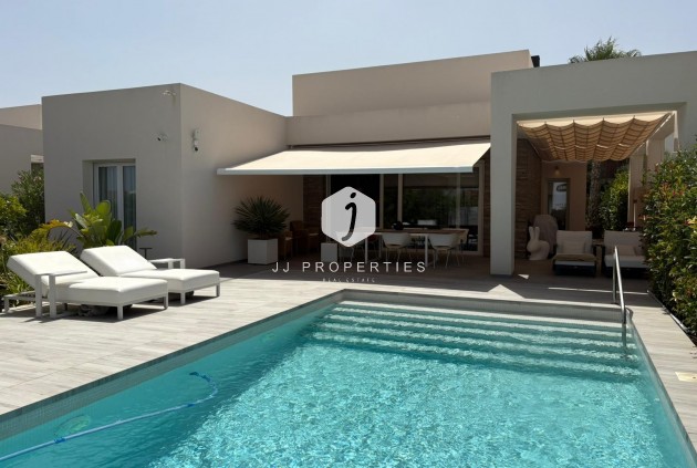 Villa - Resale - Algorfa -
                Inland