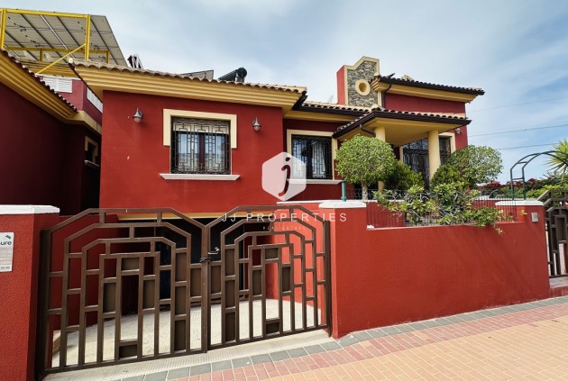 Villa - Resale - Algorfa -
                Inland