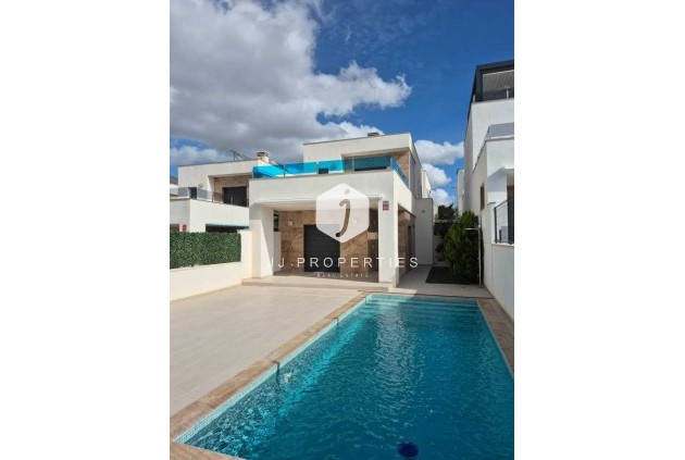 Villa - Resale - Bigastro -
                Inland