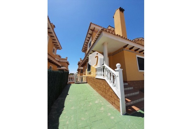 Villa - Resale - Ciudad Quesada -
                Costa Blanca