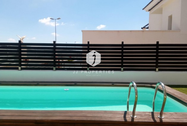 Villa - Resale - Cox -
                Cox