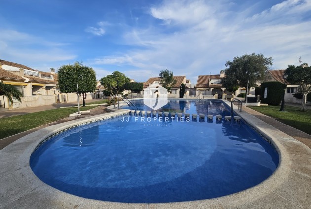 Villa - Resale - La Zenia -
                Costa Blanca