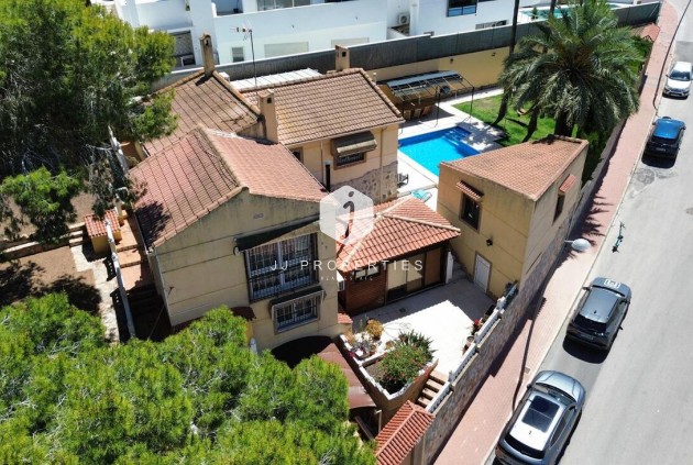 Villa - Resale - Los Balcones -
                Costa Blanca