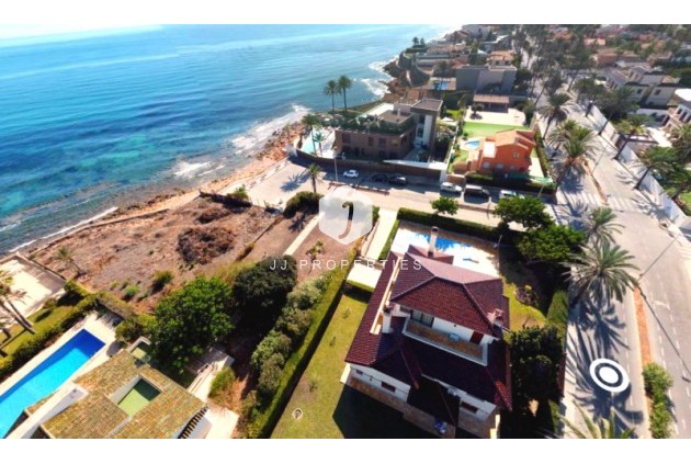 Villa - Resale -
            Orihuela Costa - C-85817