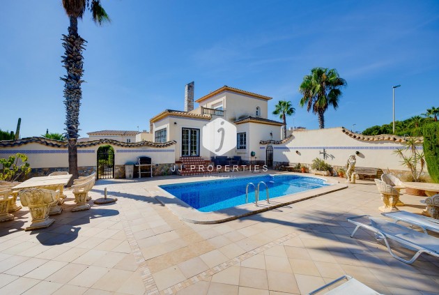 Villa - Resale - Orihuela Costa -
                Costa Blanca