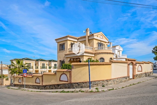 Villa - Resale - Orihuela Costa -
                Costa Blanca