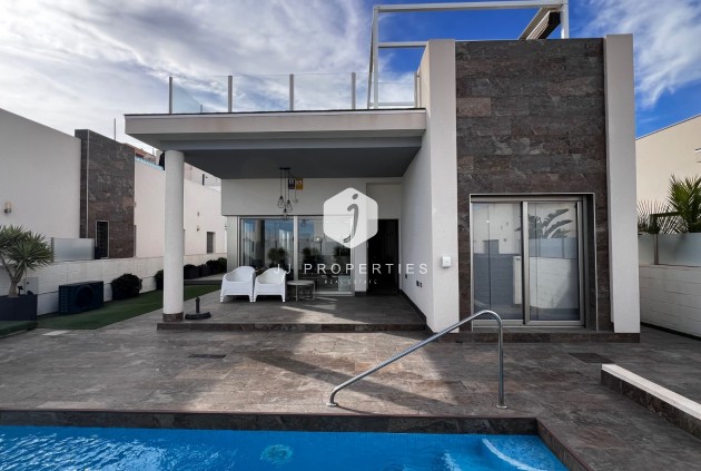 Villa - Resale - Orihuela Costa -
                Costa Blanca