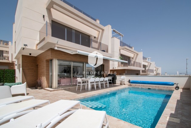 Villa - Resale - Orihuela Costa -
                Costa Blanca