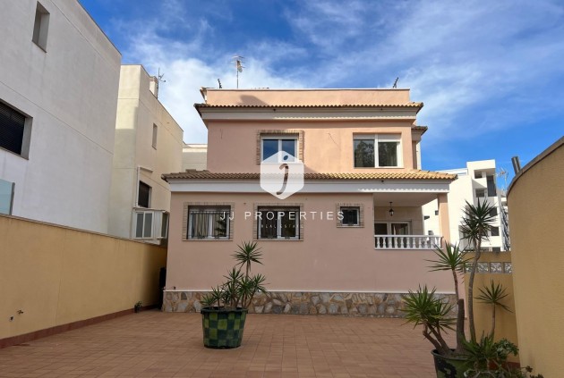 Villa - Resale - Orihuela Costa -
                Villamartín-las Filipinas