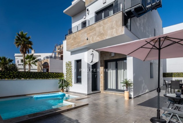 Villa - Resale - Torrevieja -
                Costa Blanca
