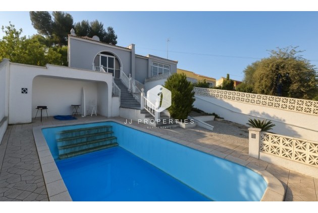 Villa - Resale - Torrevieja -
                Costa Blanca
