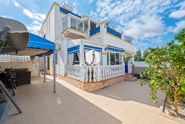 Villa - Resale - Torrevieja -
                Costa Blanca