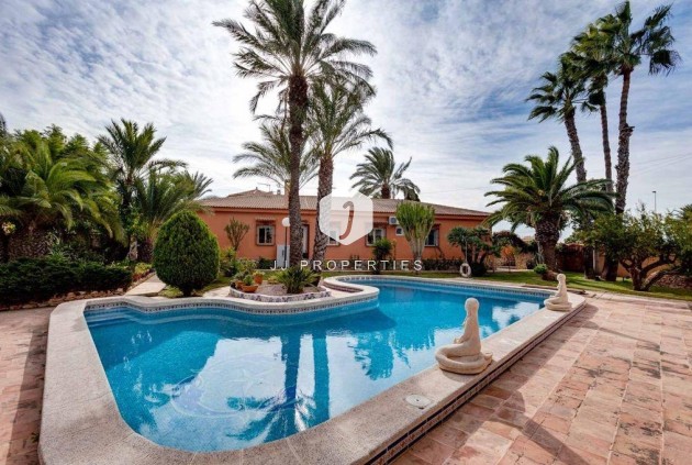 Villa - Resale - Torrevieja -
                El chaparral