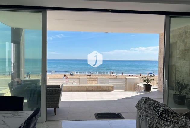 Villa - Resale - Torrevieja -
                La Mata