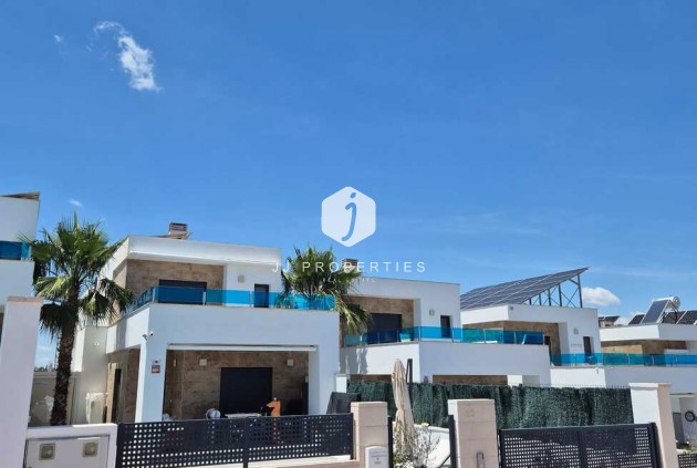 Villa - Segunda mano - Bigastro -
                Costa Blanca