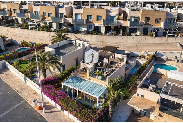 Villa - Segunda mano - La Zenia -
                Costa Blanca