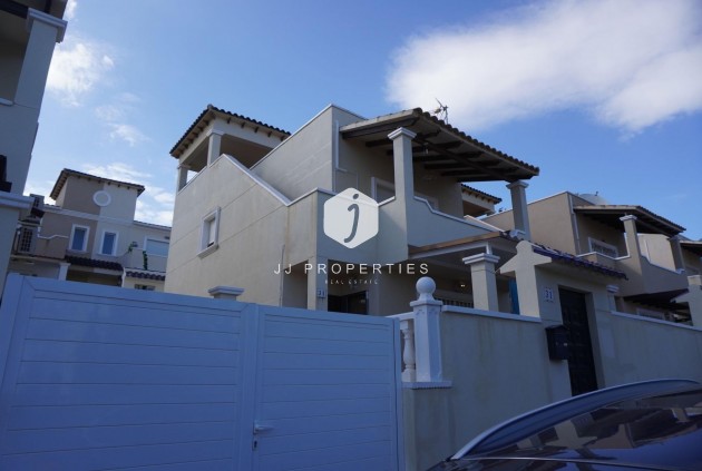 Villa - Segunda mano - San Miguel de Salinas -
                San Miguel de Salinas