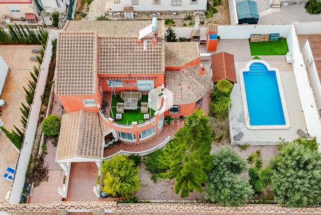 Villa - Segunda mano - Torrevieja -
                Costa Blanca