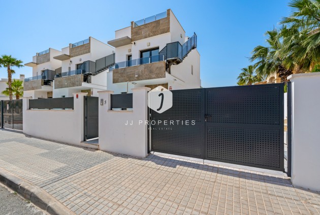 Villa - Segunda mano - Torrevieja -
                Costa Blanca