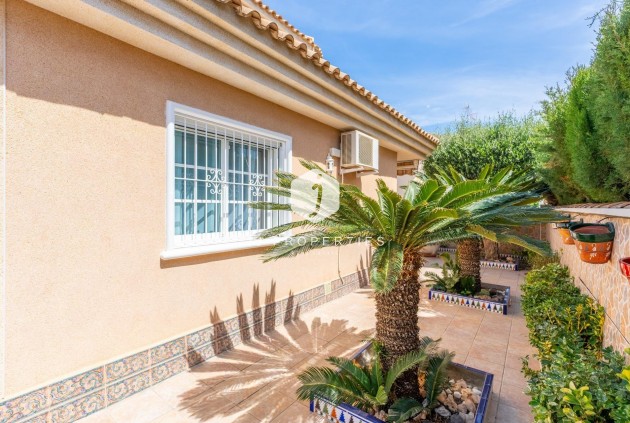 Villa - Segunda mano - Torrevieja -
                Los Balcones - Los Altos del Edén