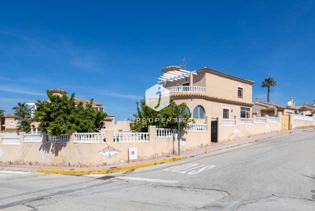 Villa - Tweedehands - Benijofar -
                Costa Blanca