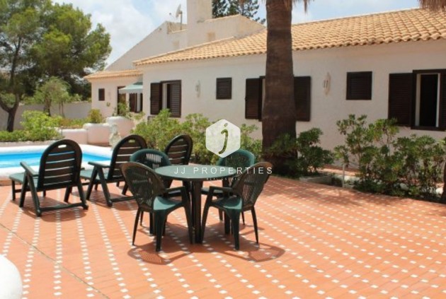 Villa - Tweedehands - Cabo Roig -
                Costa Blanca