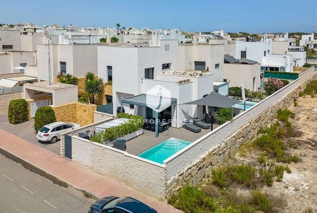 Villa - Tweedehands - Ciudad Quesada -
                Costa Blanca