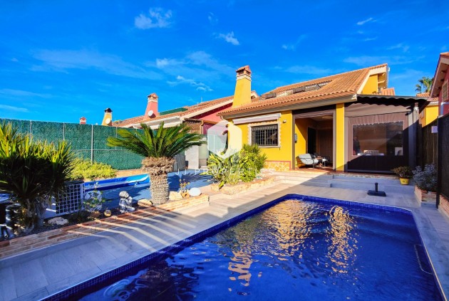 Villa - Tweedehands - Guardamar del Segura -
                Costa Blanca