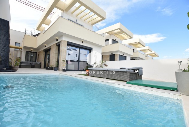 Villa - Tweedehands - Los Montesinos -
                Costa Blanca