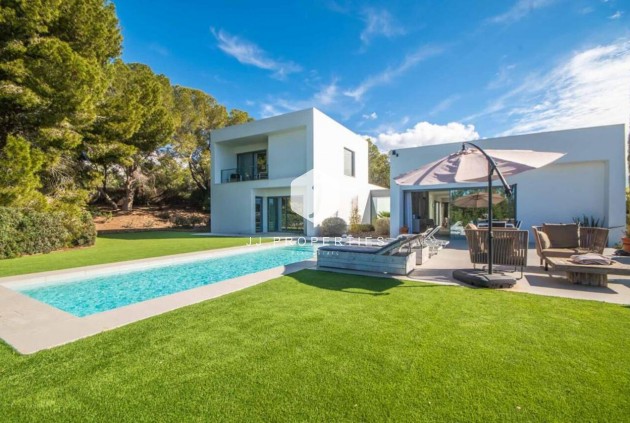 Villa - Tweedehands -
            Orihuela Costa - C-77981