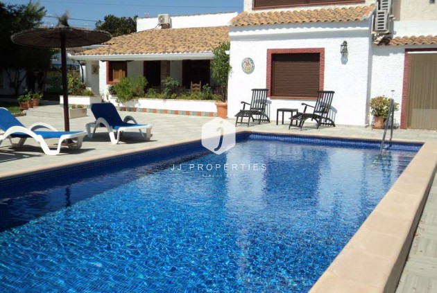 Villa - Tweedehands - Orihuela Costa -
                Costa Blanca